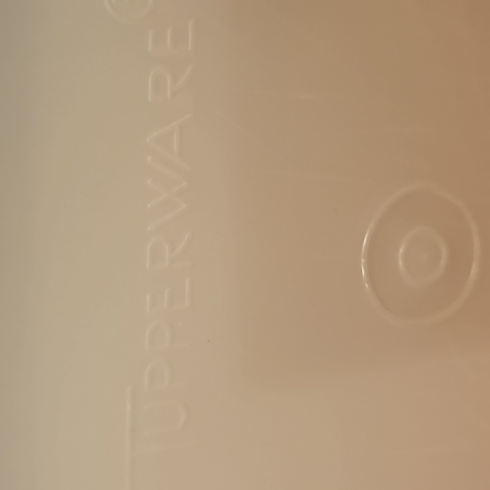 Tupperware - Picture 3 of 3